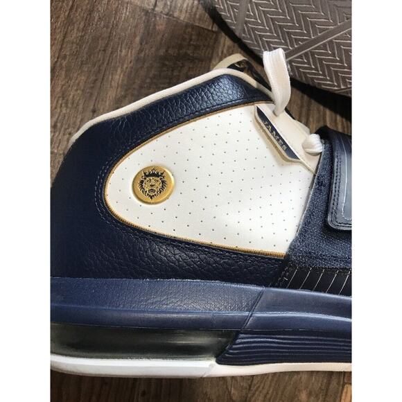 Rare Hard To Find Nike Zoom Soldier IV BLUE/gold/white Shoes Sz 15 407707-401 main image 6